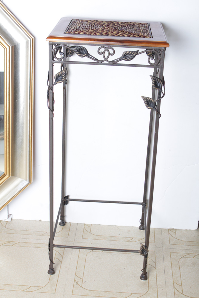 Decor in Silver and Gold Tones