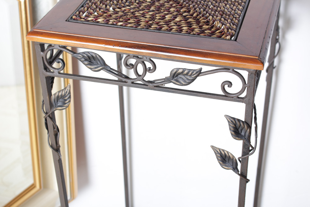 Decor in Silver and Gold Tones