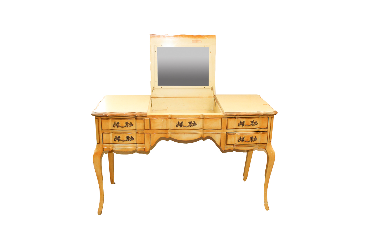 French Provincial Powder Table