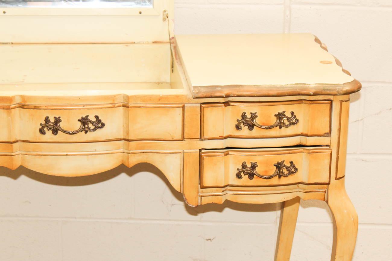 French Provincial Powder Table