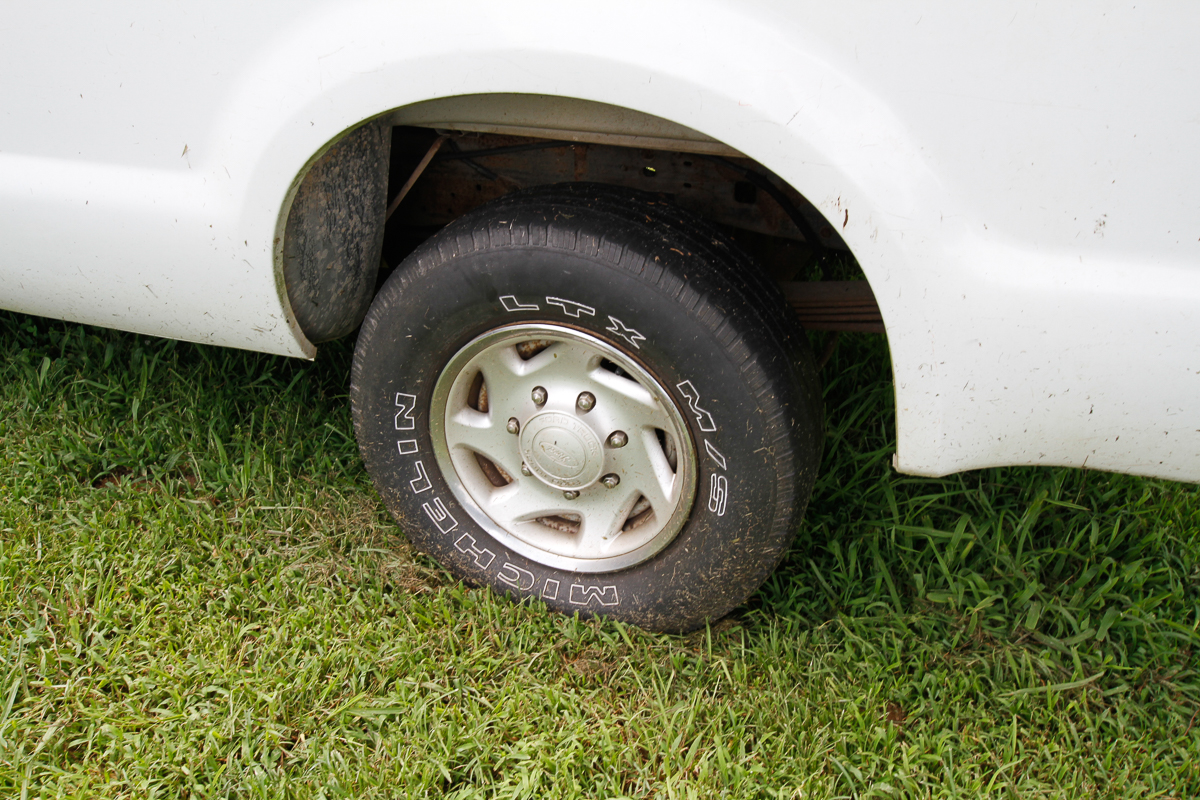 1999 Ford F250 Pickup Truck