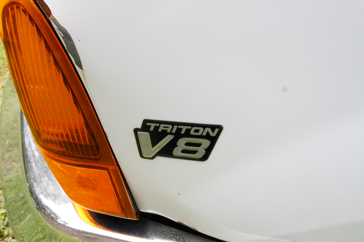 1999 Ford F250 Pickup Truck