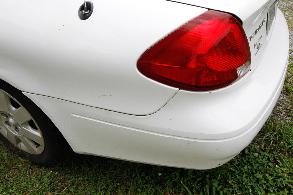 2002 Ford Taurus LX Sedan