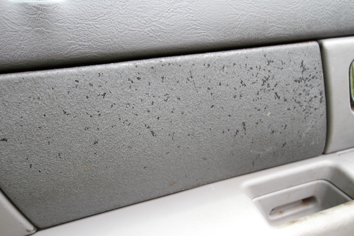 2002 Ford Taurus LX Sedan