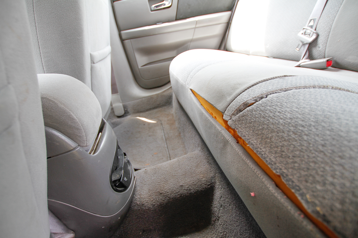 2002 Ford Taurus LX Sedan