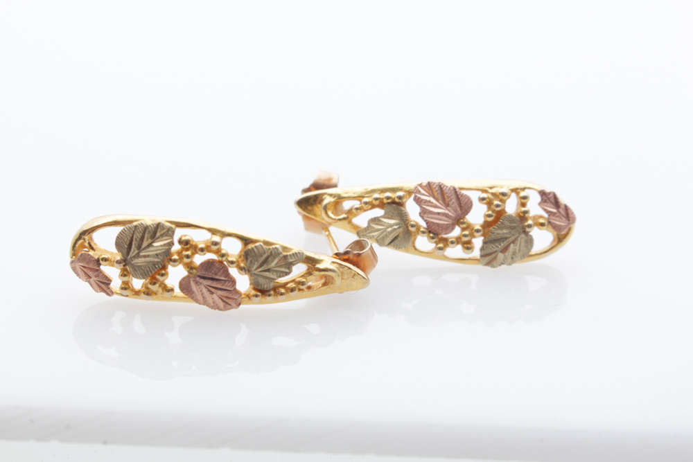 10K Black Hills Gold Stick Pin and Earring Pair