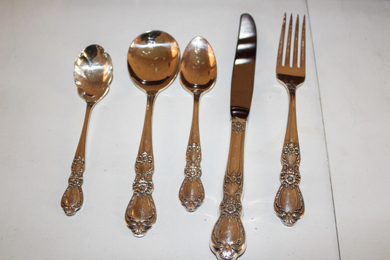 Set of 1847 Rogers Brothers Plated Silver Flatware