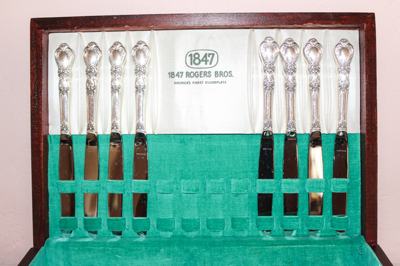 Set of 1847 Rogers Brothers Plated Silver Flatware