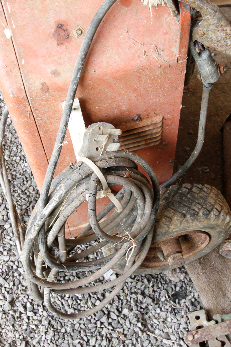 Vintage Lincoln Welder