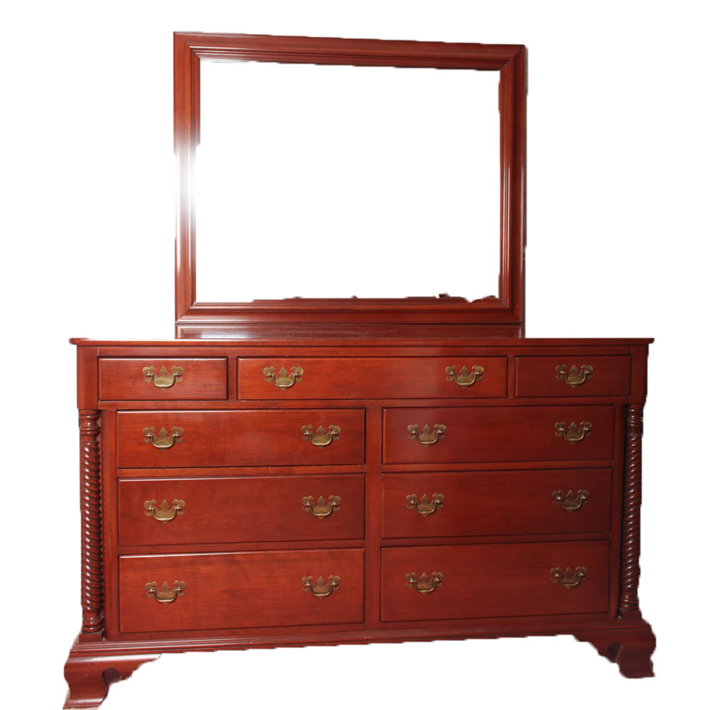Mid Century Willett Queen Anne Style Dresser and Mirror