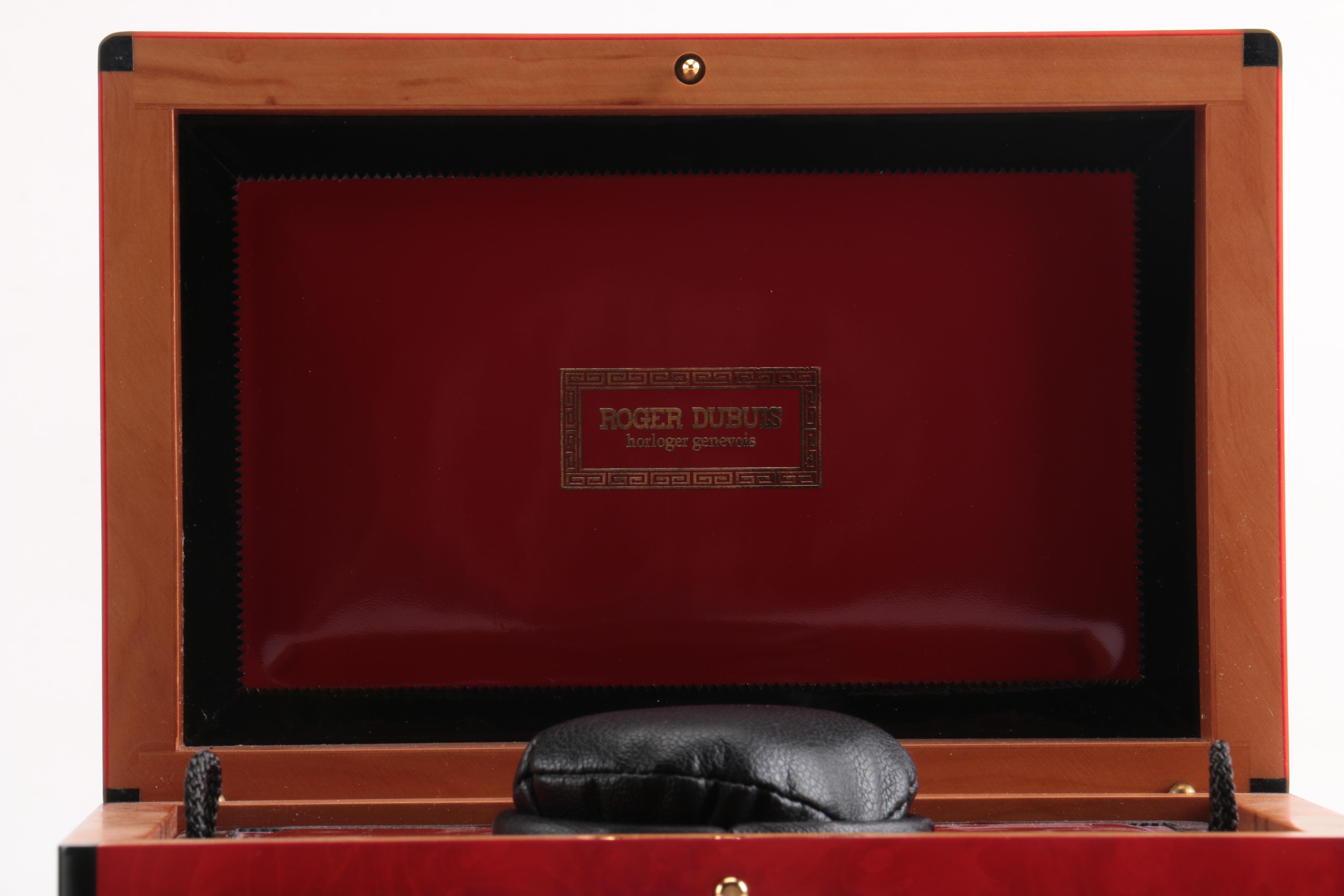 Roger Dubuis Horloger Genevois Presentation Box