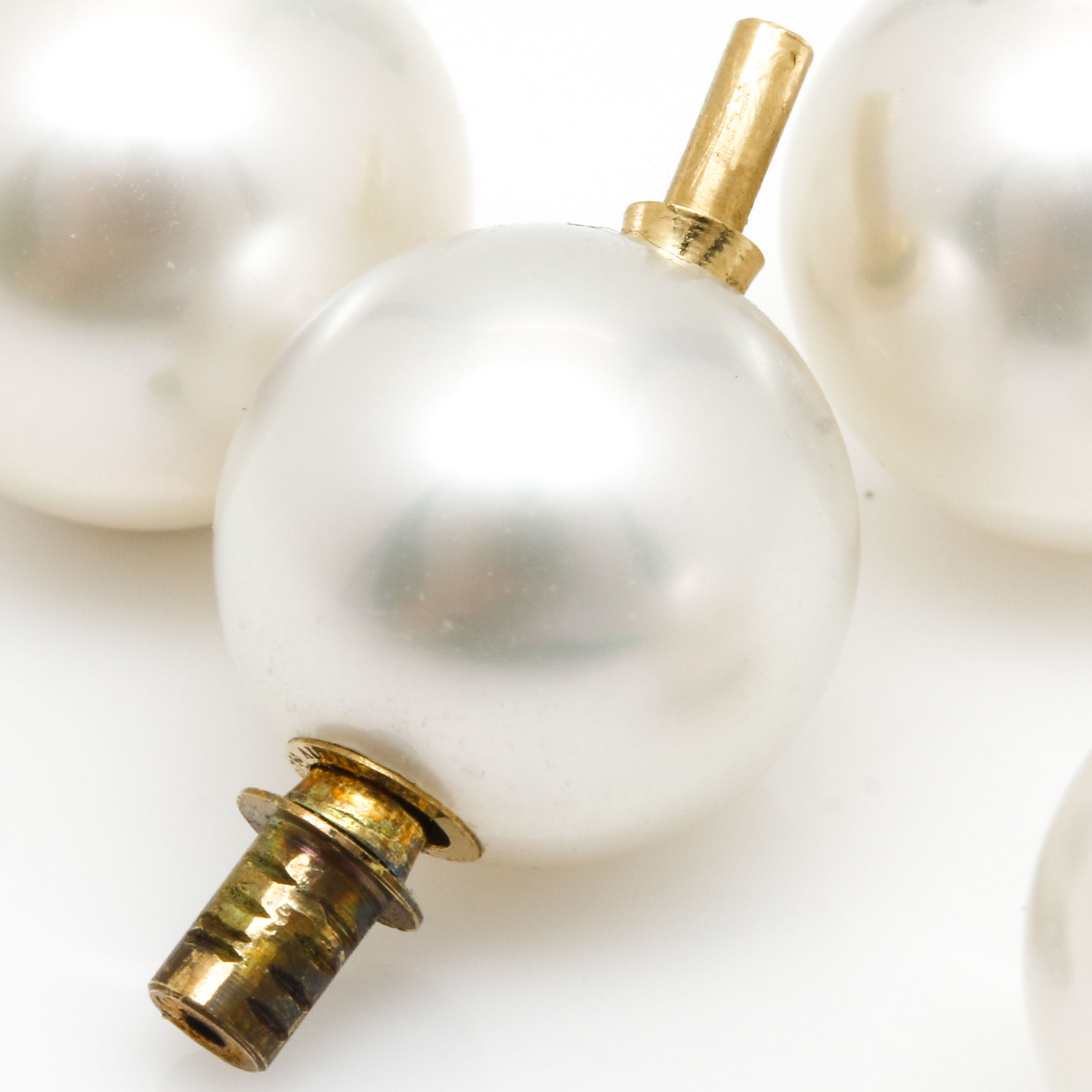 Assortment of Loose Pearls