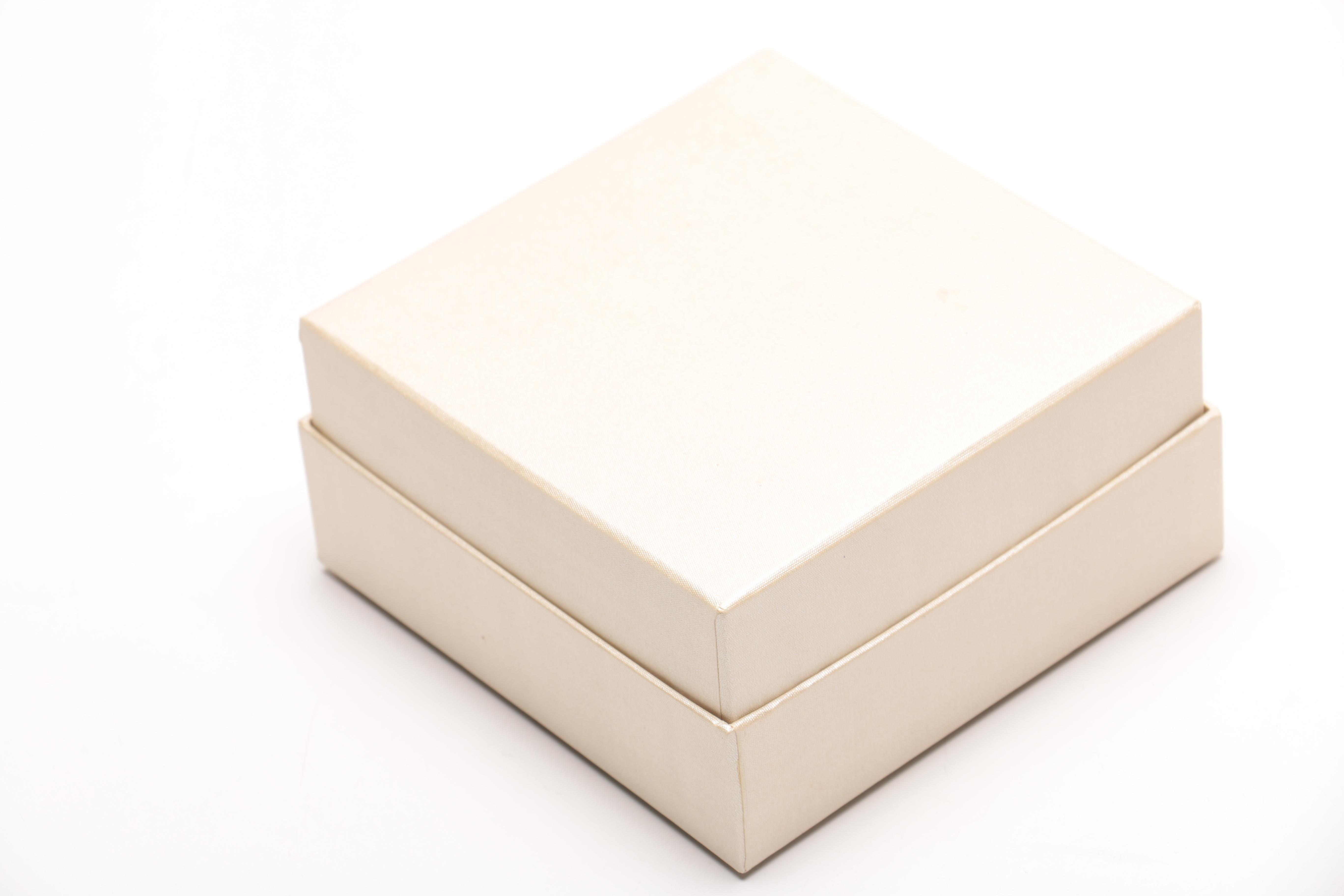 Jewelry Presentation Boxes includes Ferragamo and St. John Picture Frame