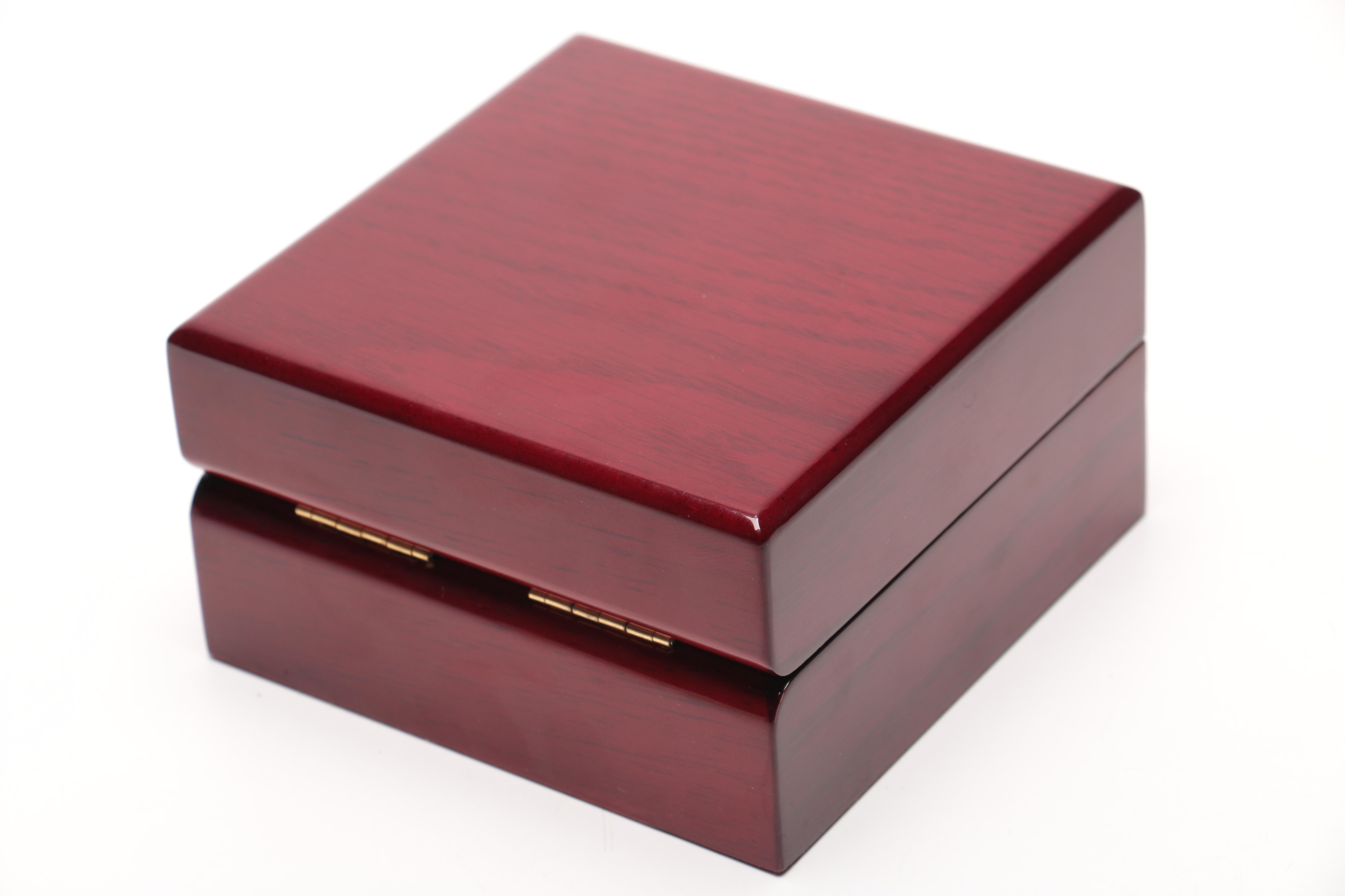 Jewelry Presentation Boxes includes Ferragamo and St. John Picture Frame