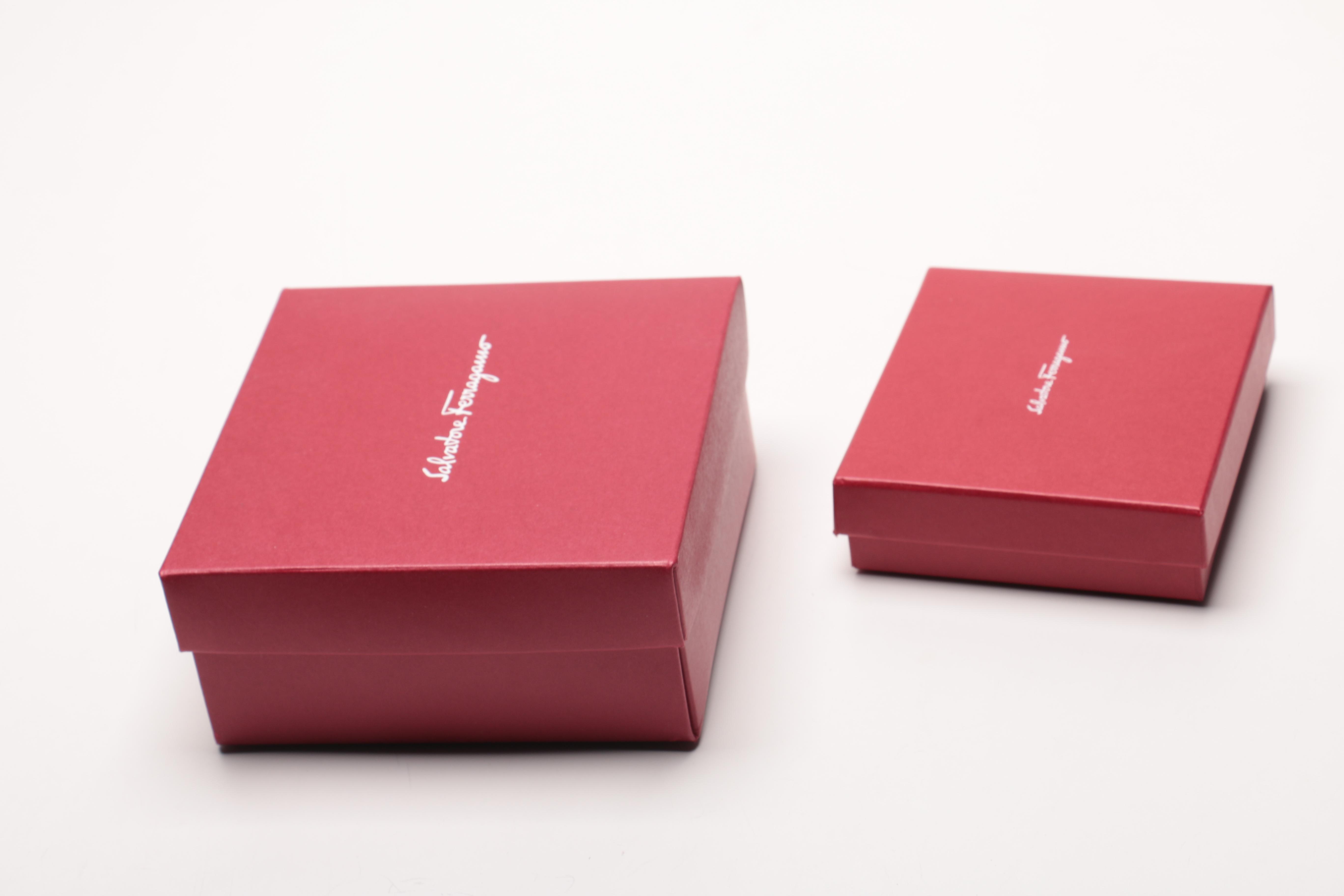Jewelry Presentation Boxes includes Ferragamo and St. John Picture Frame