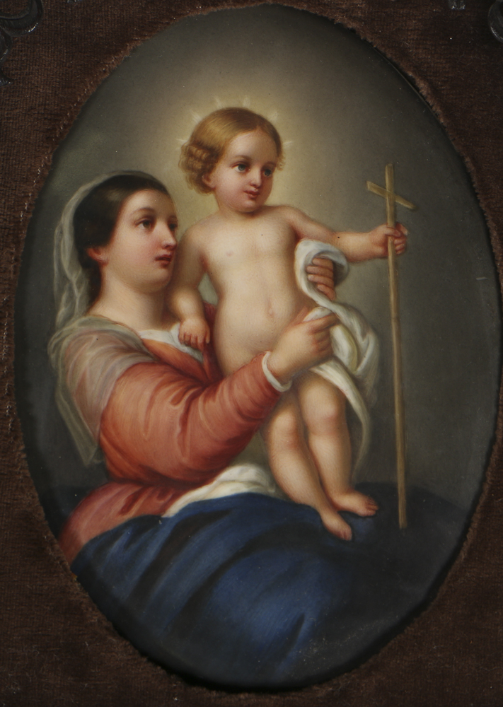 Late 19th Century Porcelain of Madonna and Child in Gothic Frame