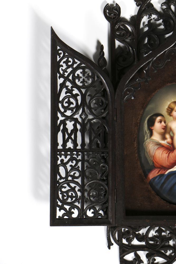 Late 19th Century Porcelain of Madonna and Child in Gothic Frame