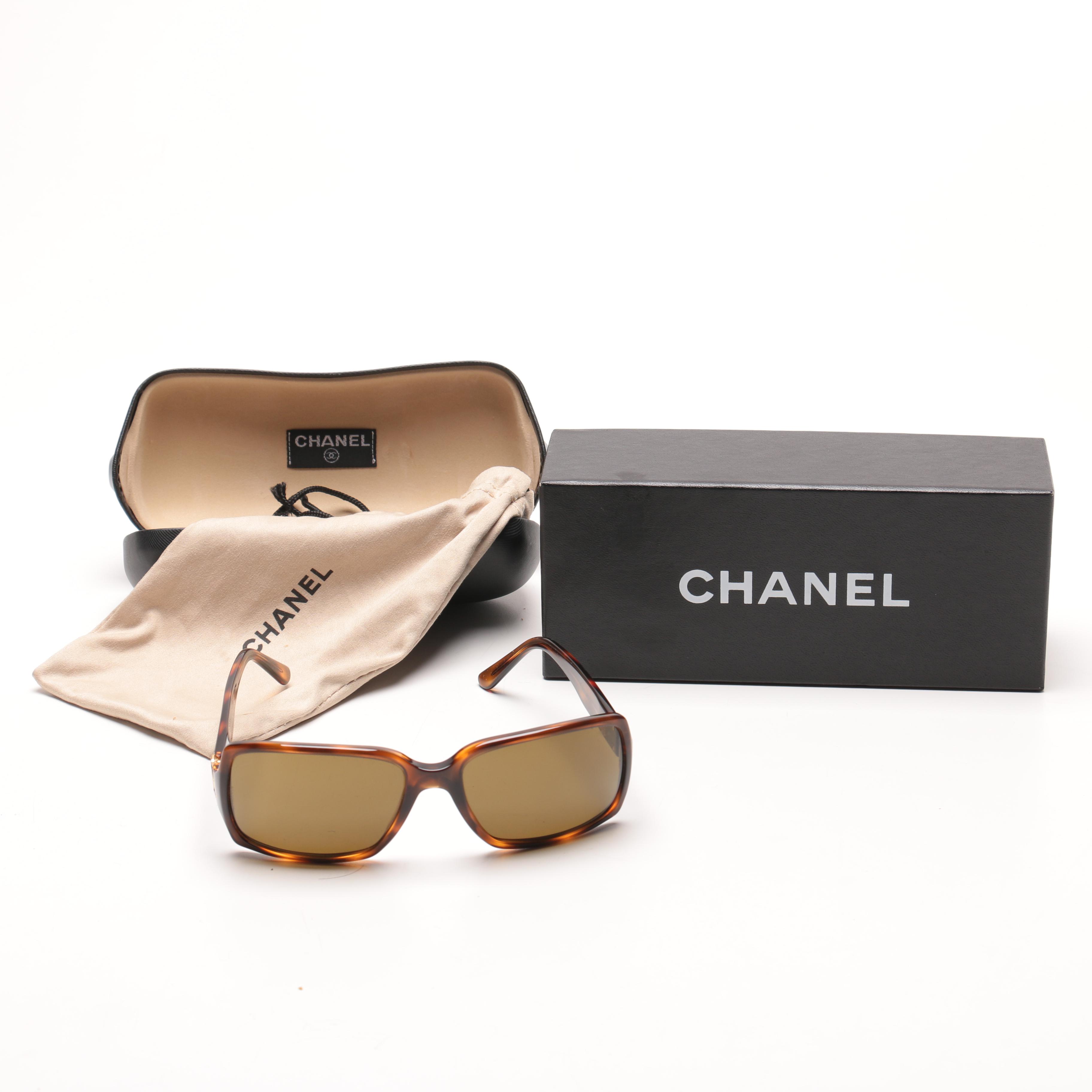 Women's Chanel Tortoise Print Sunglasses