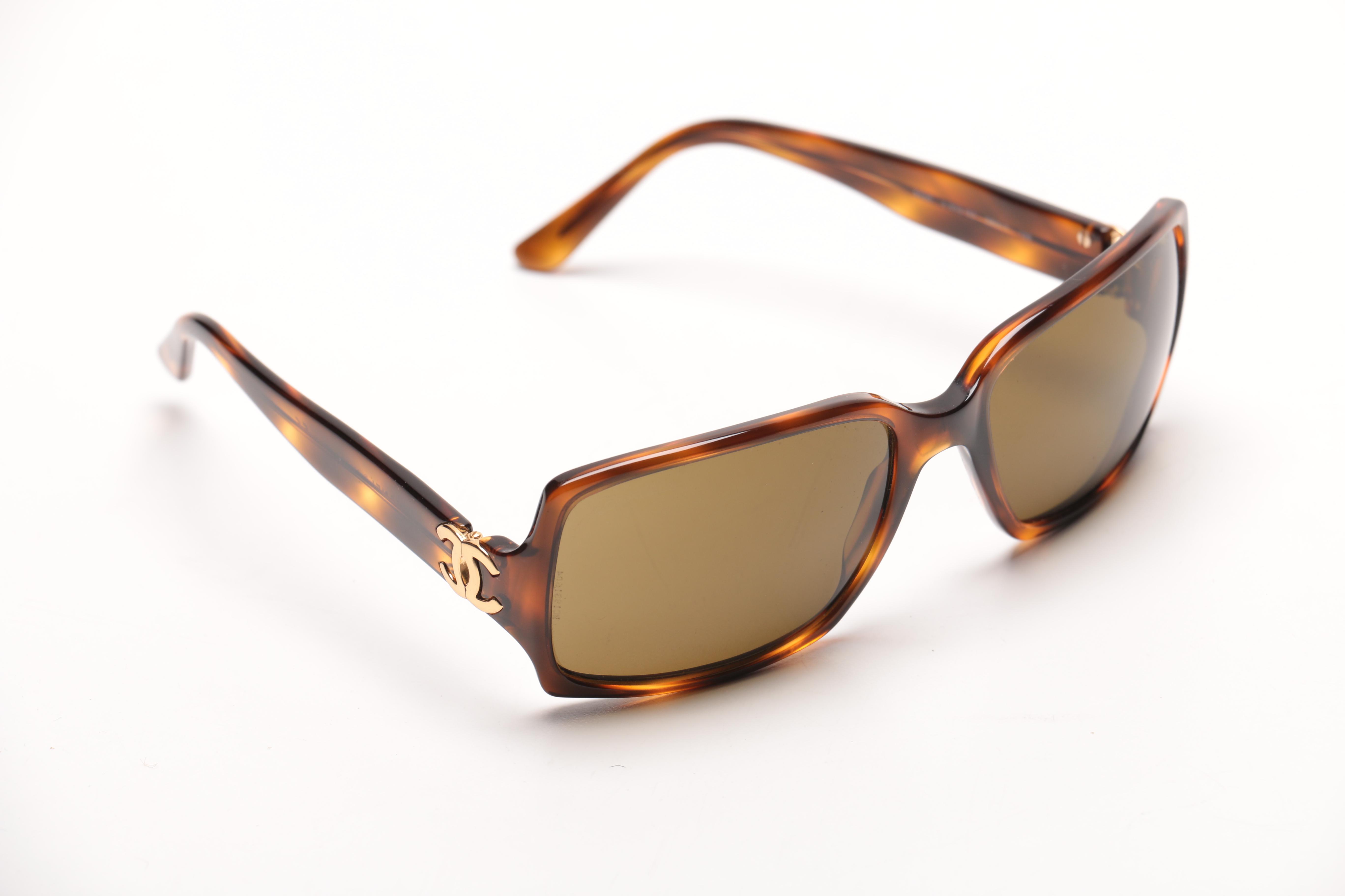 Women's Chanel Tortoise Print Sunglasses