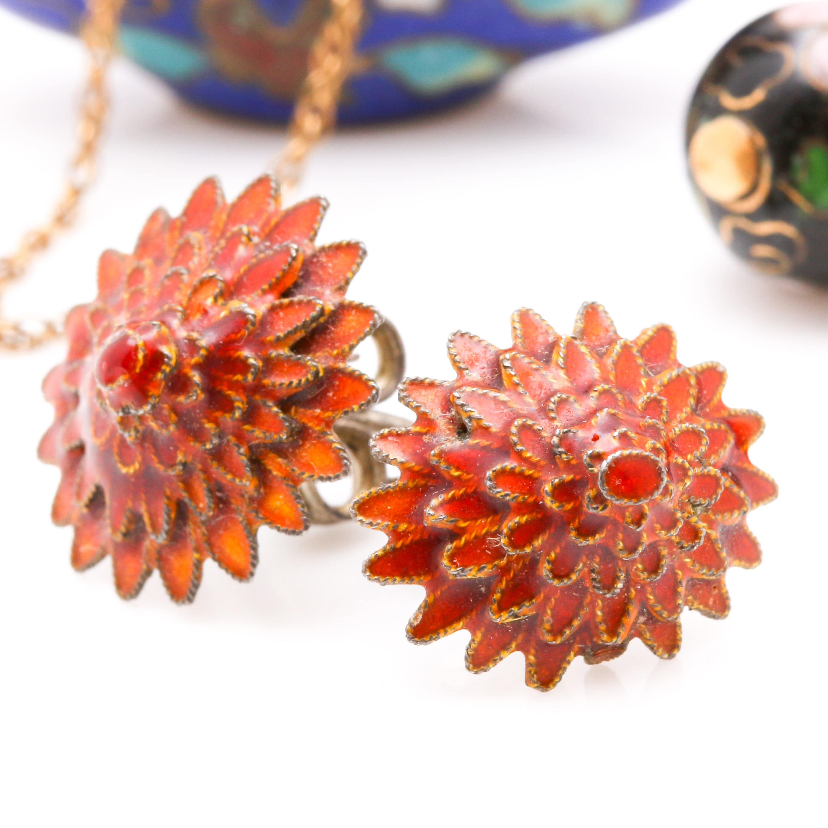 Assortment of Cloisonné Enamel Stud Earrings and Vase Pendant