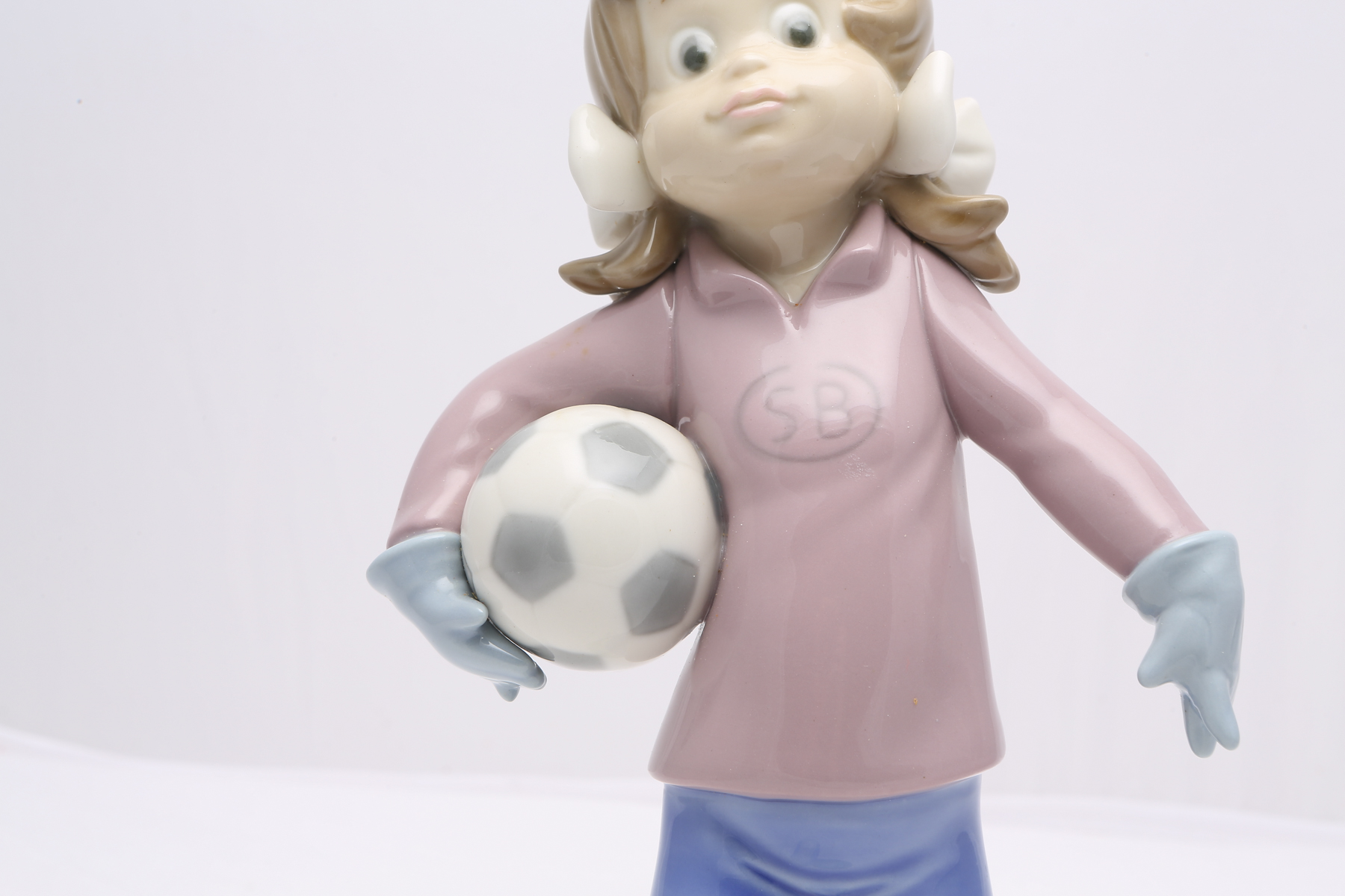 Lladró "Lilly-Football Player" Figurine #5134