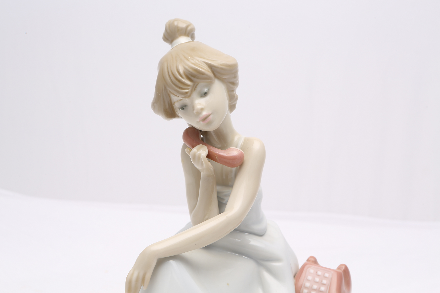 Lladró "Chit Chat" Figurine #5466