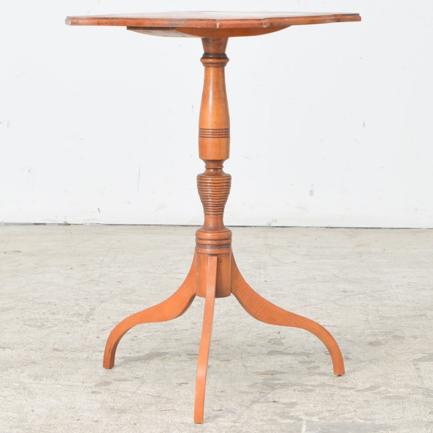 Vintage Spider Leg Accent Table in Tiger Maple