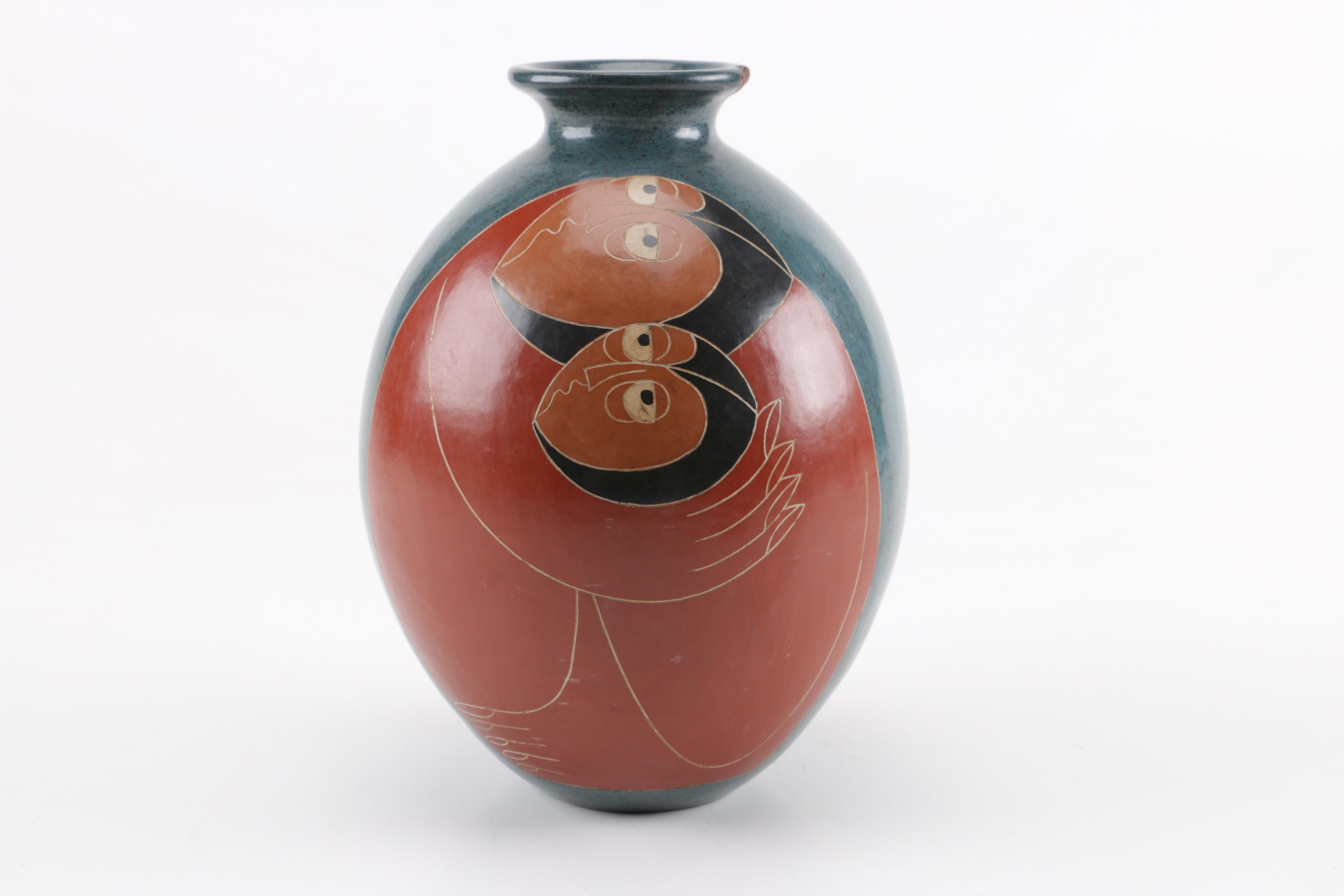 Handmade Signed Nicaraguan Vase
