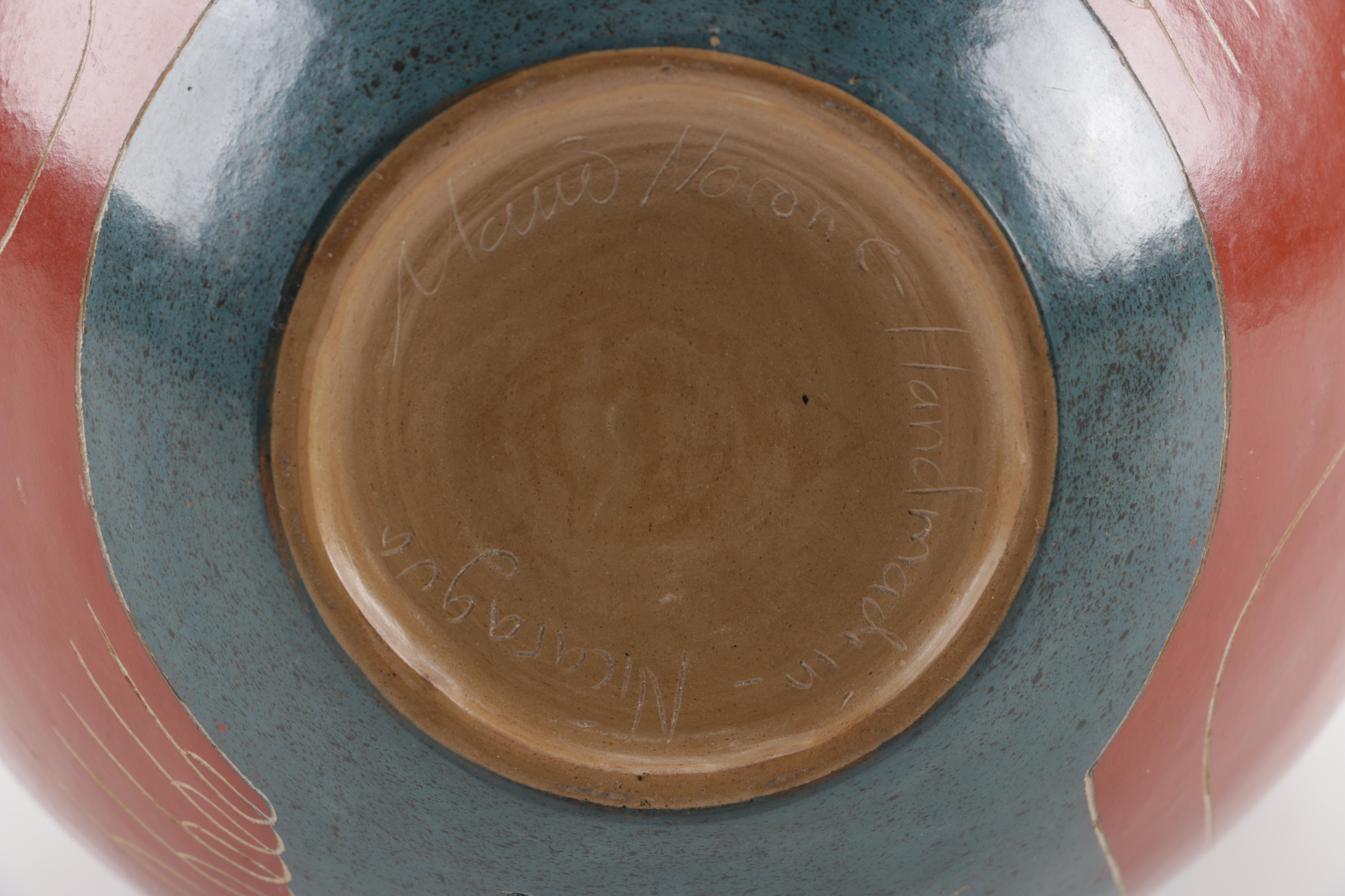 Handmade Signed Nicaraguan Vase