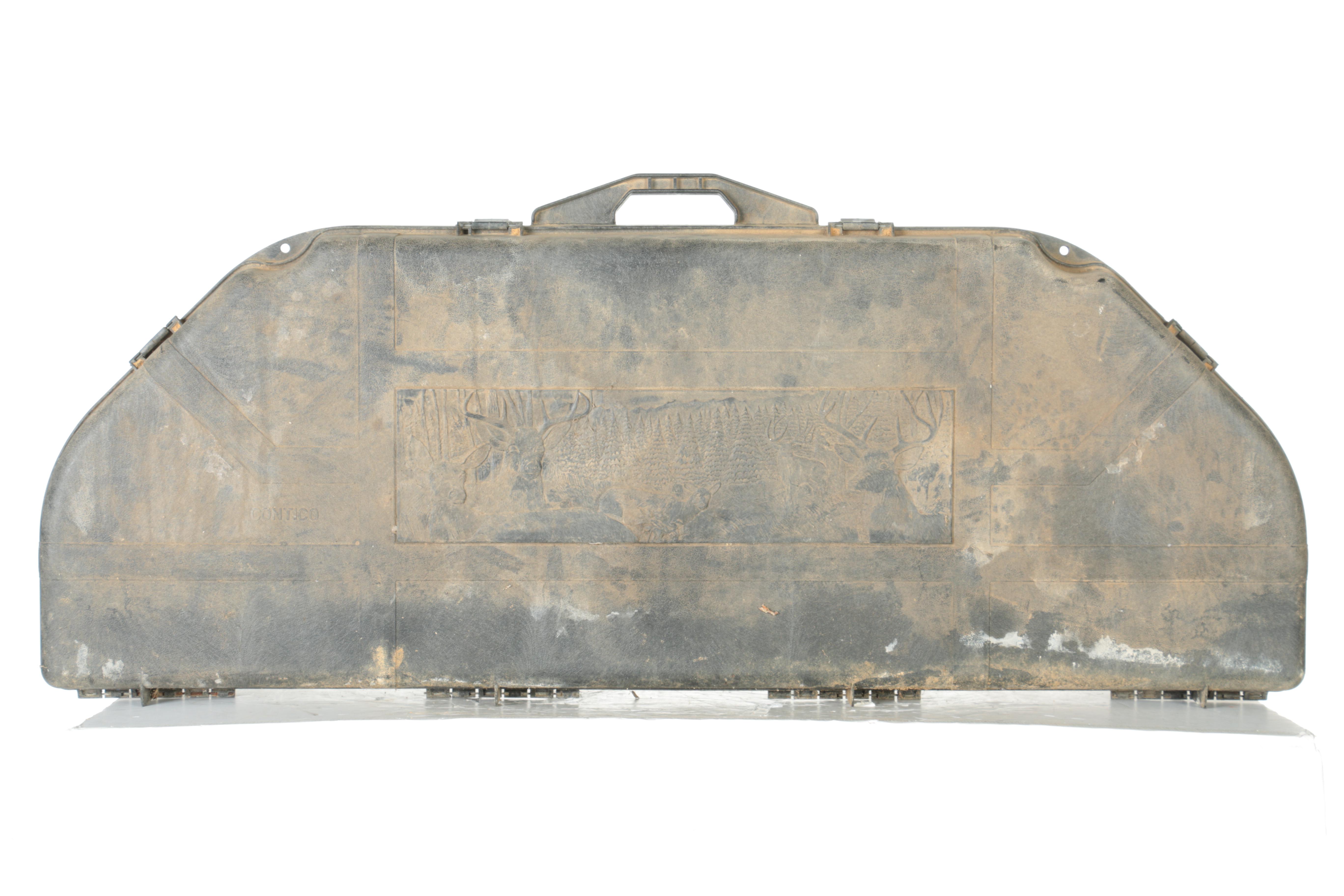 "Pro Staff 1000" with Arrows, Case and Archery Glove