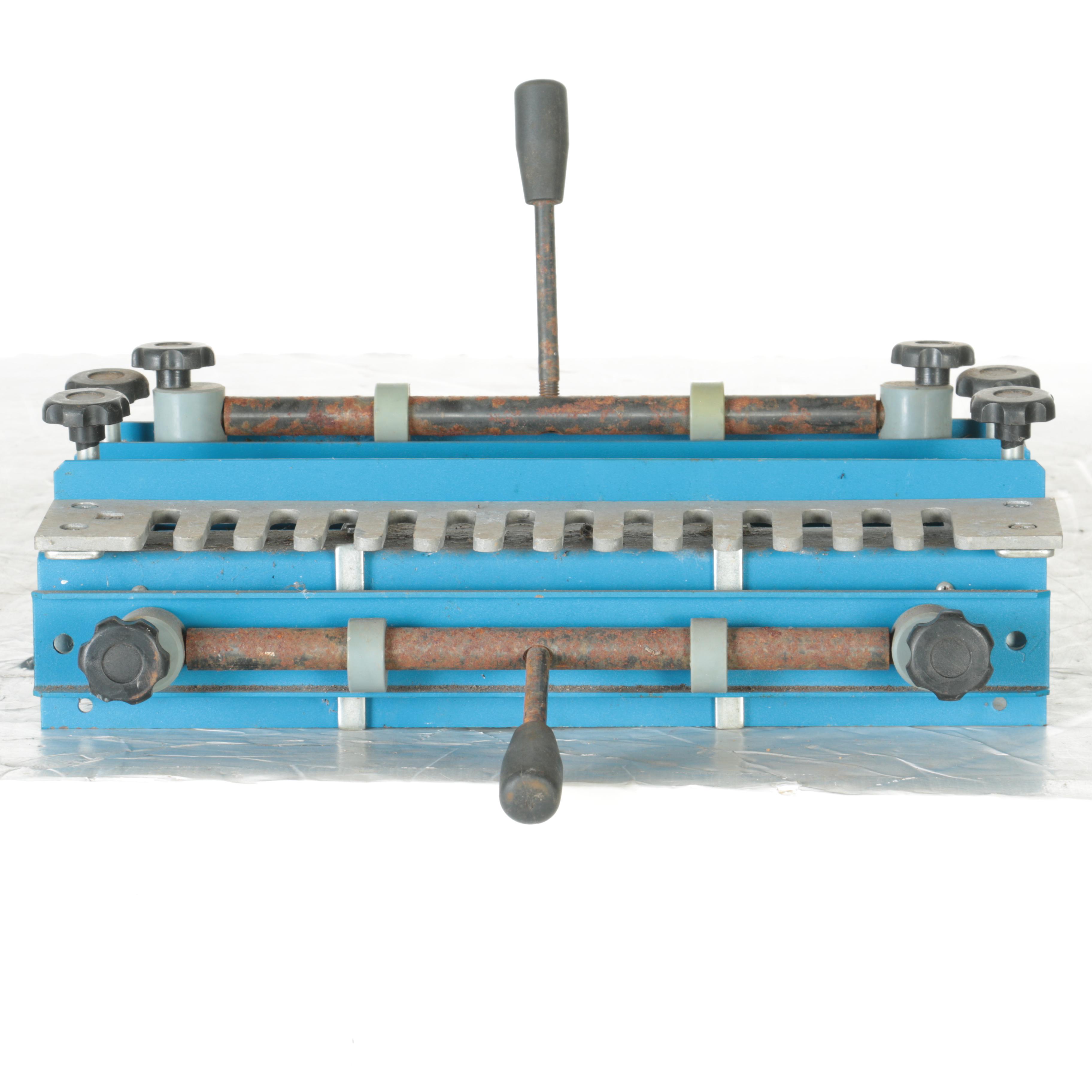 Central Machinery Blue Dovetail Fixture