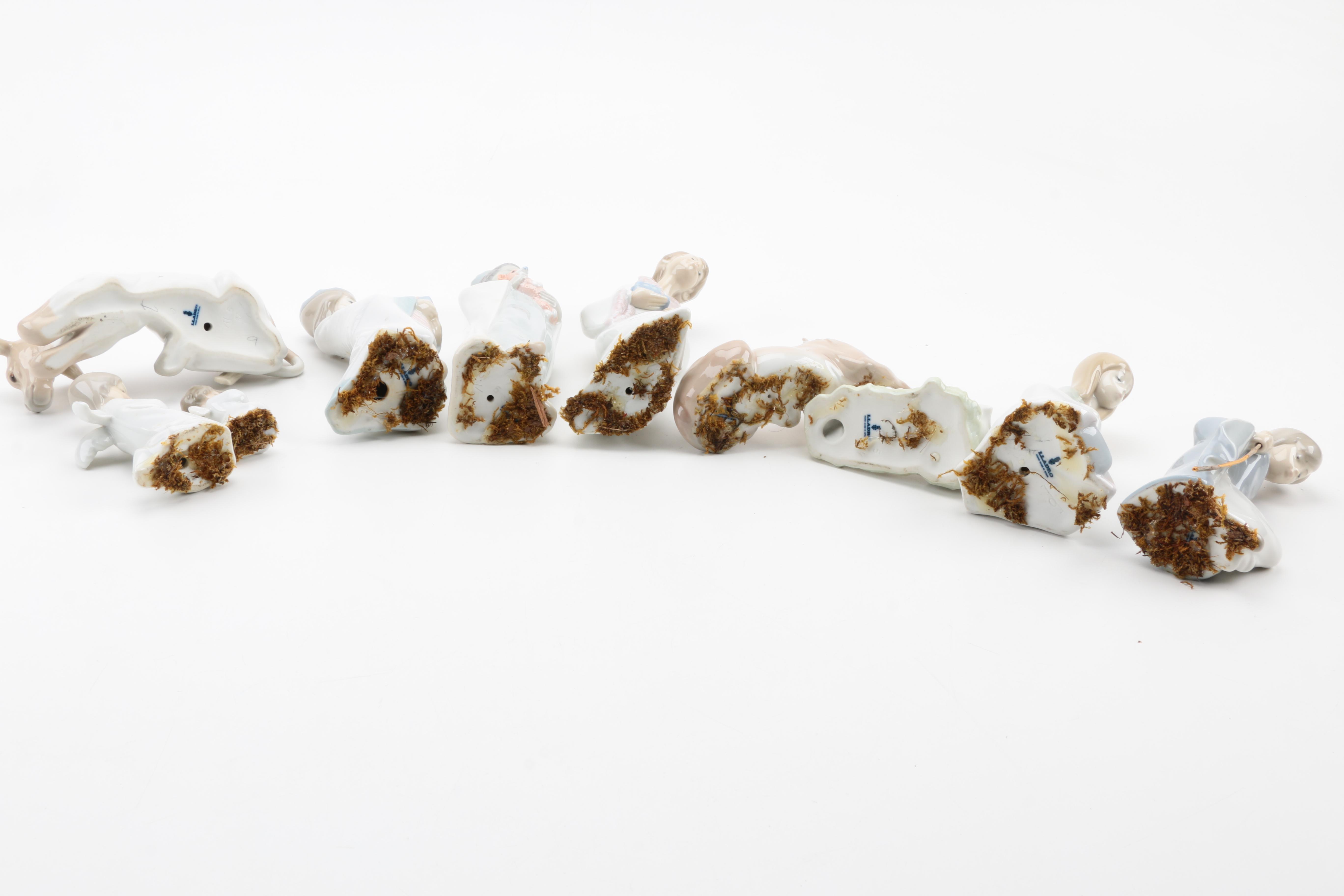 Lladró Ten Piece Nativity Porcelain Figurine Set and Wooden Crèche