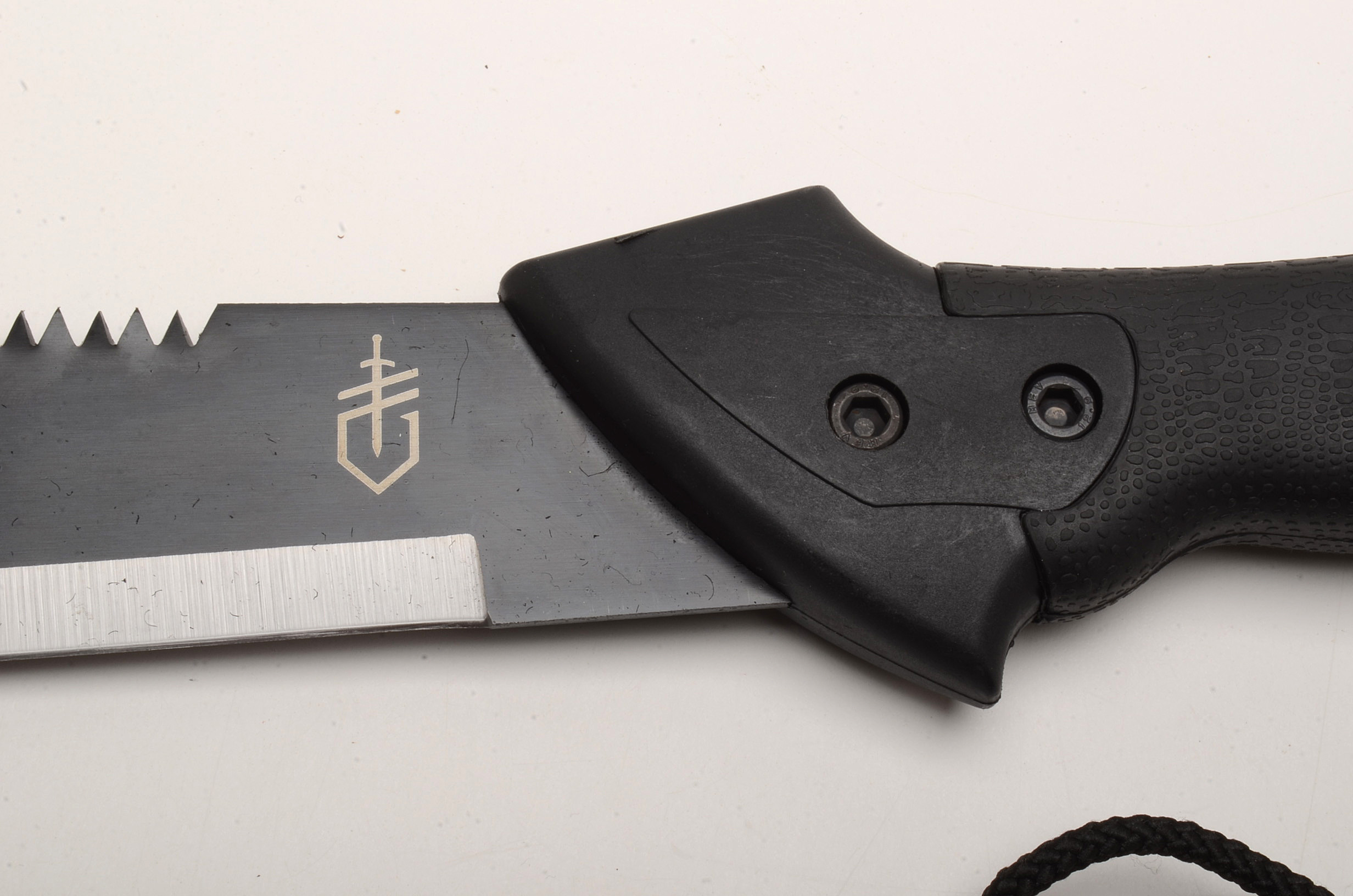 Gerber Gator Jr Machete Survival Knife with Canvas Sheath