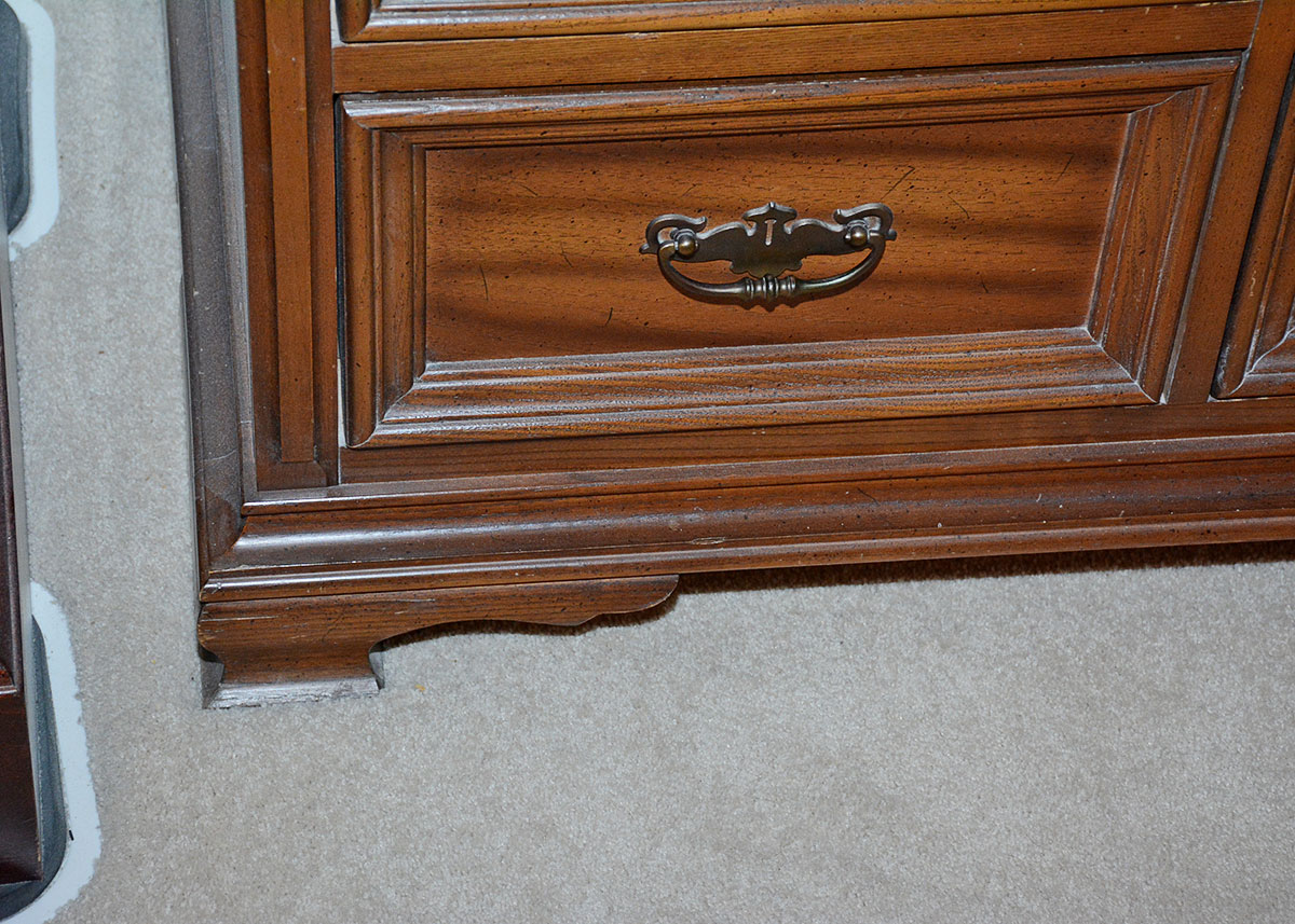 Drew Furniture Dresser With Mirror