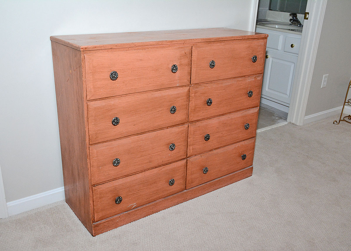 Distressed Chest of Drawers
