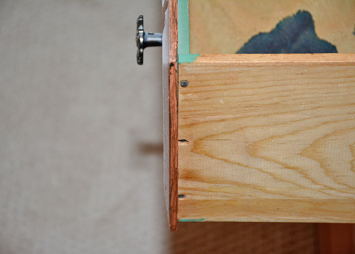 Distressed Chest of Drawers