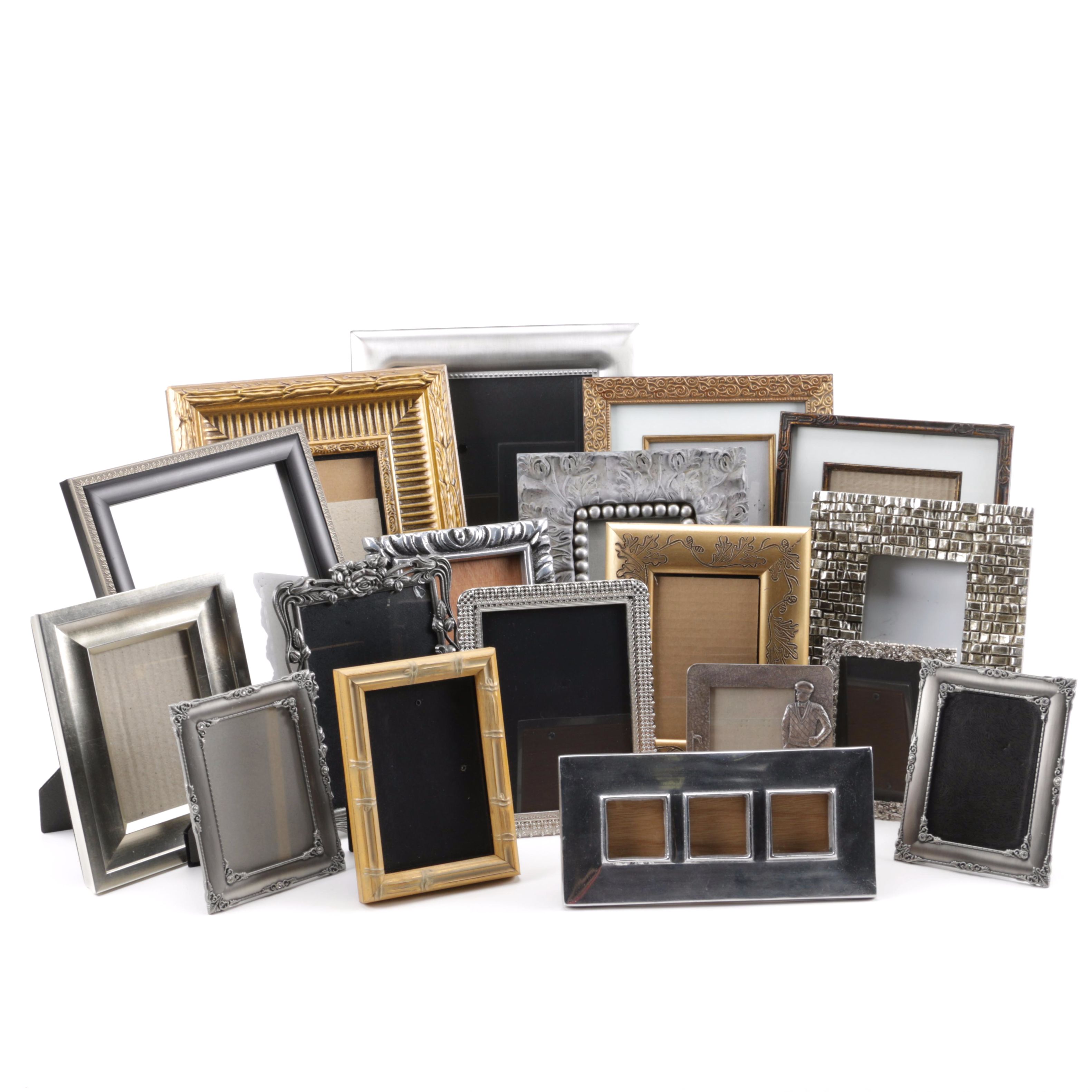 A Collection of Eighteen Decorative Photo Frames