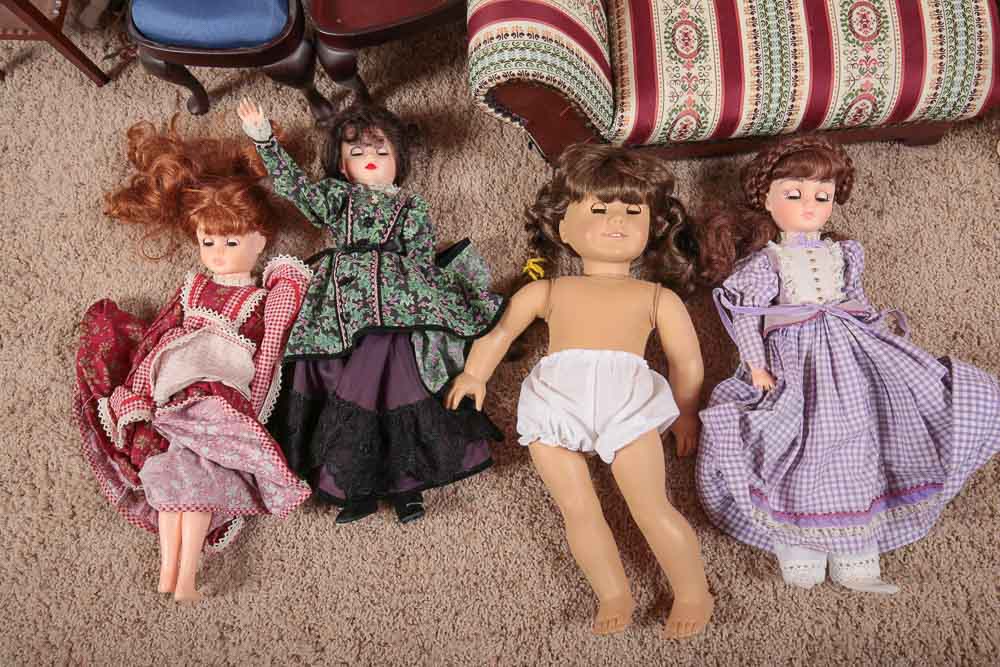 American Girl and Madame Alexander Dolls, Furniture and Accessories