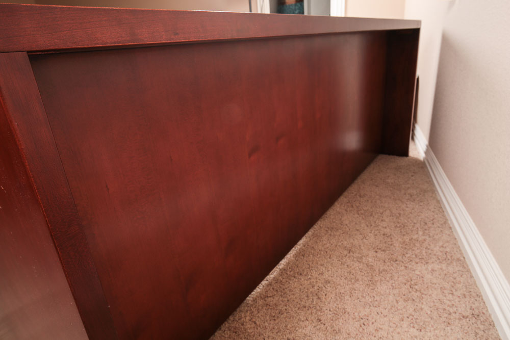 DAR/RAN Wood Executive's Desk