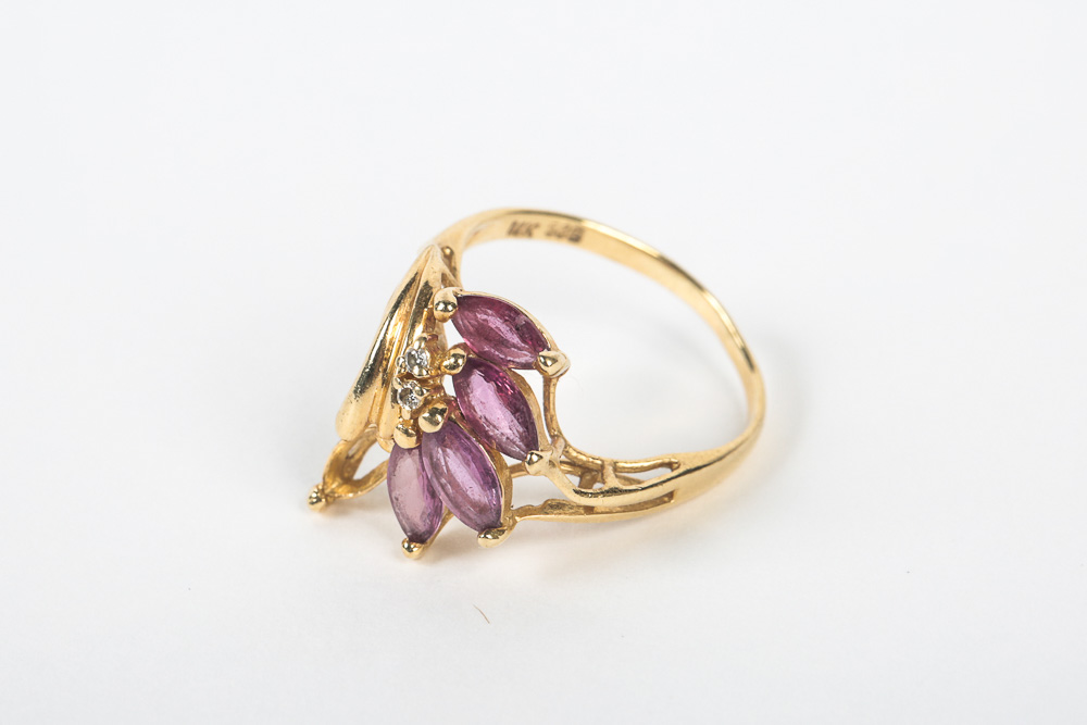 14K Gold Ring with Purple Amethyst Stones