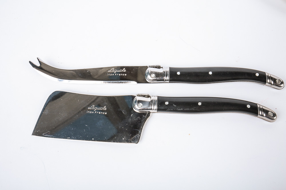 Set of Williams Sonoma Cheese Plates and French Knives