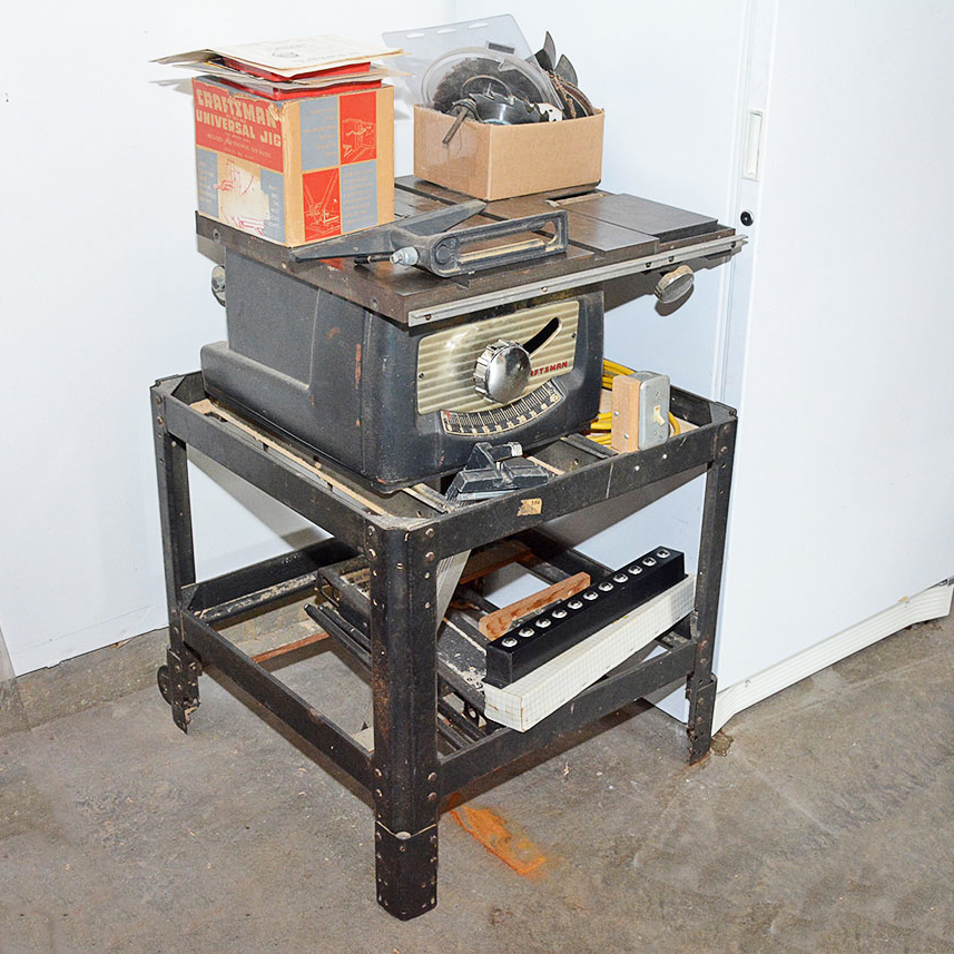 Craftsman Work Bench With Saw