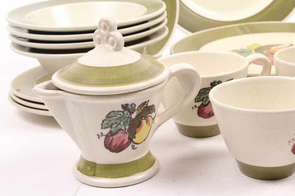 "Provincial  Fruit" Poppy Trail by Metlox Ceramic Dinnerware