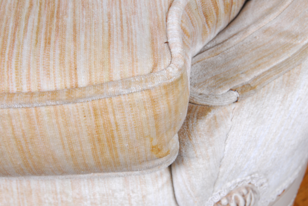 Tufted Beige Love Seat With Fringe