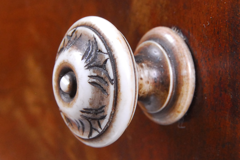 Chinoiserie Mahogany Cabinet