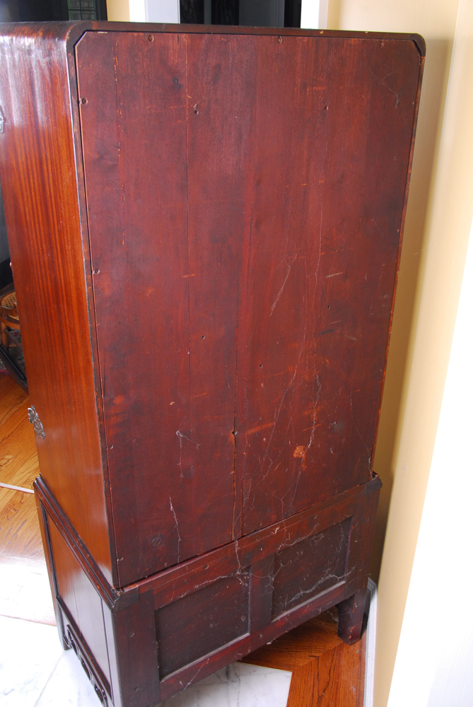 Chinoiserie Mahogany Cabinet