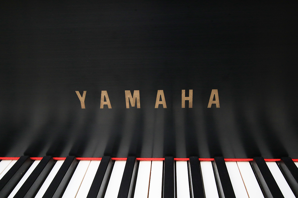 1992 Yamaha C5 Grand Piano With Bench