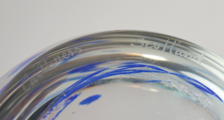 Caithness Rhythm 'n Blues Art Glass Paperweight