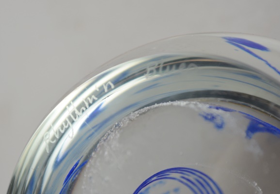 Caithness Rhythm 'n Blues Art Glass Paperweight