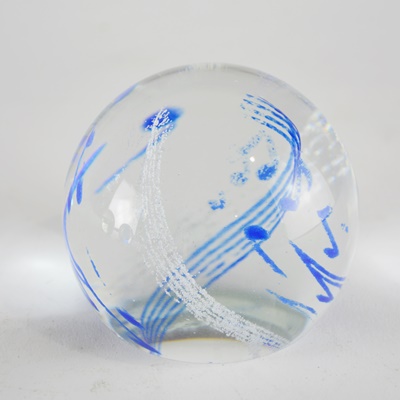 Caithness Rhythm 'n Blues Art Glass Paperweight